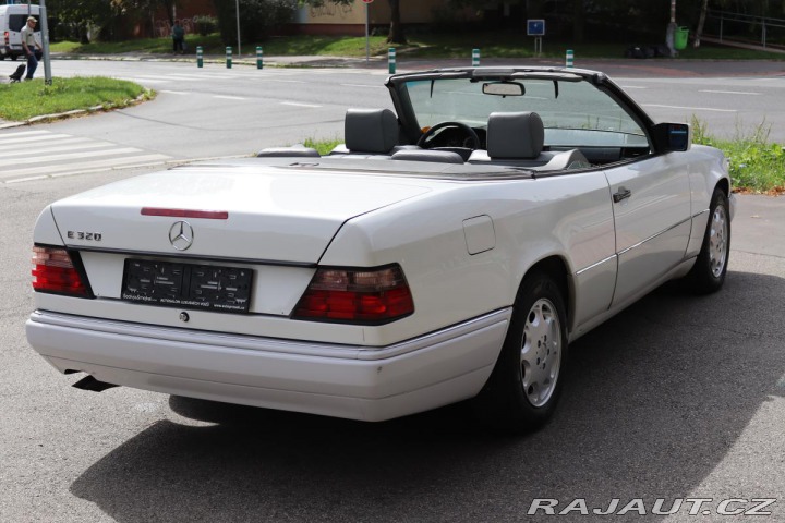 Mercedes-Benz 124 E320 CABRIO 162kW 1994 1994