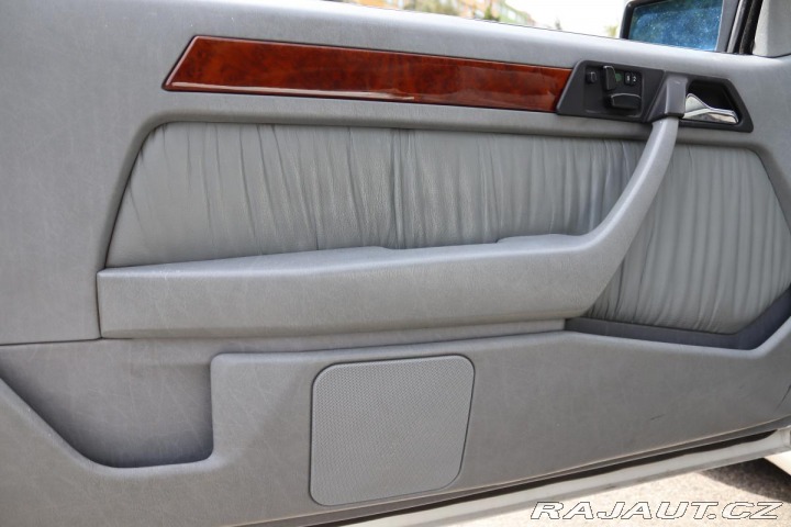Mercedes-Benz 124 E320 CABRIO 162kW 1994 1994
