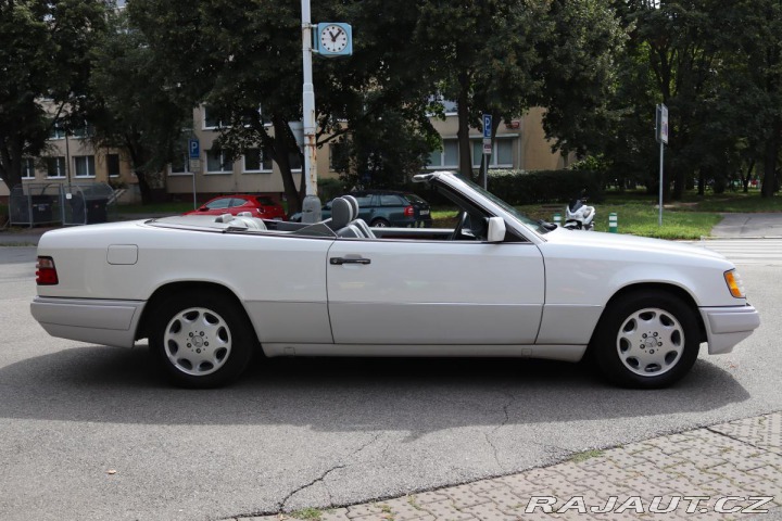 Mercedes-Benz 124 E320 CABRIO 162kW 1994 1994