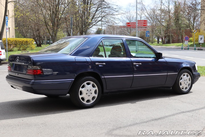 Mercedes-Benz 124 E420 V8 205kW 1995