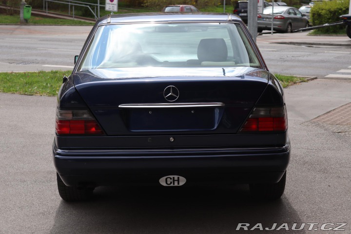 Mercedes-Benz 124 E420 V8 205kW 1995