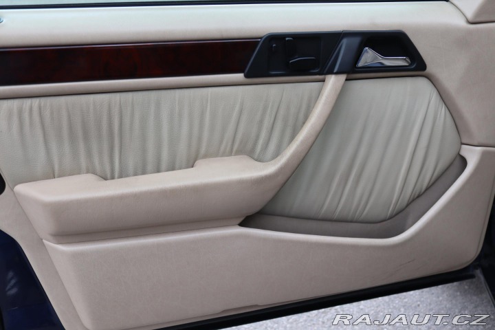Mercedes-Benz 124 E420 V8 205kW 1995