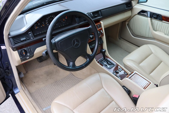 Mercedes-Benz 124 E420 V8 205kW 1995