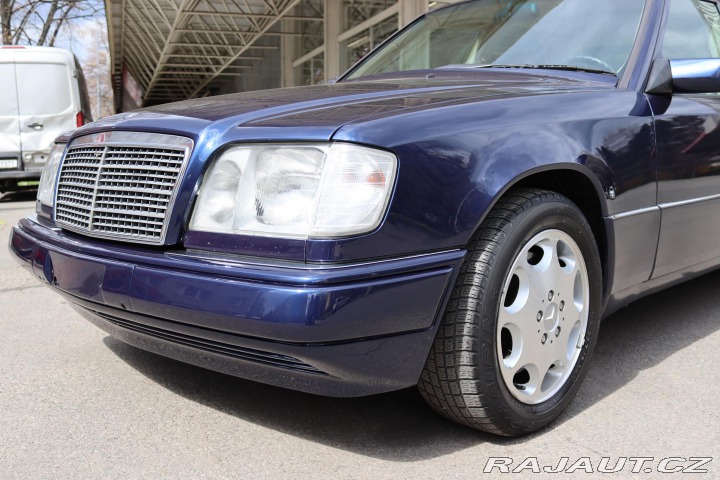 Mercedes-Benz 124 E420 V8 205kW 1995