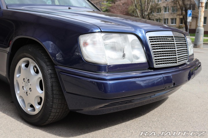 Mercedes-Benz 124 E420 V8 205kW 1995