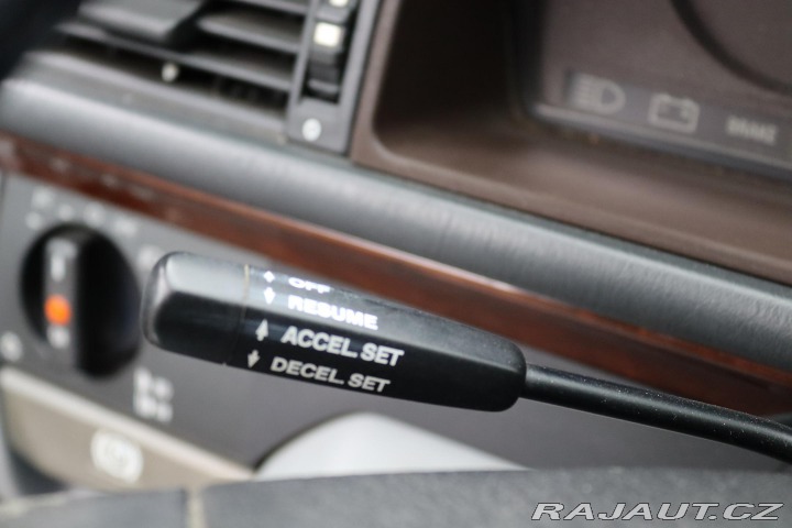 Mercedes-Benz 124 320CE 162kW 1994
