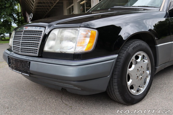 Mercedes-Benz 124 320CE 162kW 1994