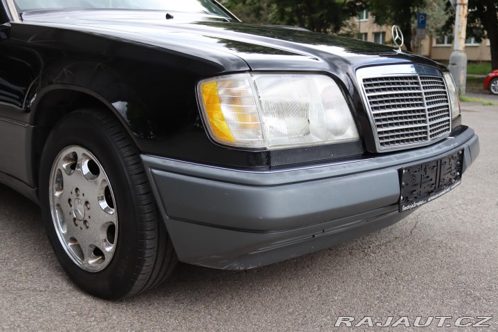 Mercedes-Benz 124 320CE 162kW 1994