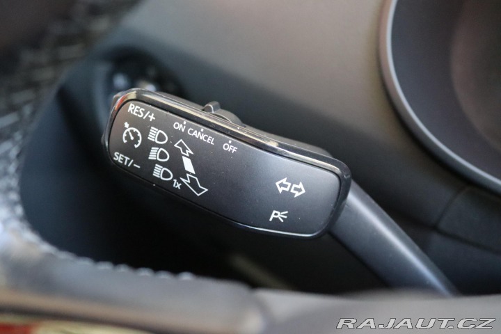 Škoda Octavia 1. majitel, servis jen Šk 2016