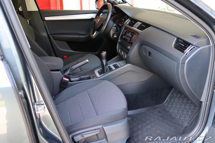 Škoda Octavia 1. majitel, servis jen Šk 2016