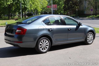 Škoda Octavia 1. majitel, servis jen Šk 2016