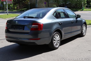 Škoda Octavia 1. majitel, servis jen Šk 2016