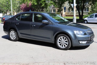 Škoda Octavia 1. majitel, servis jen Šk 2016
