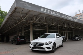 Mercedes-Benz C 300de PLUG-IN HYB KOMBI 2