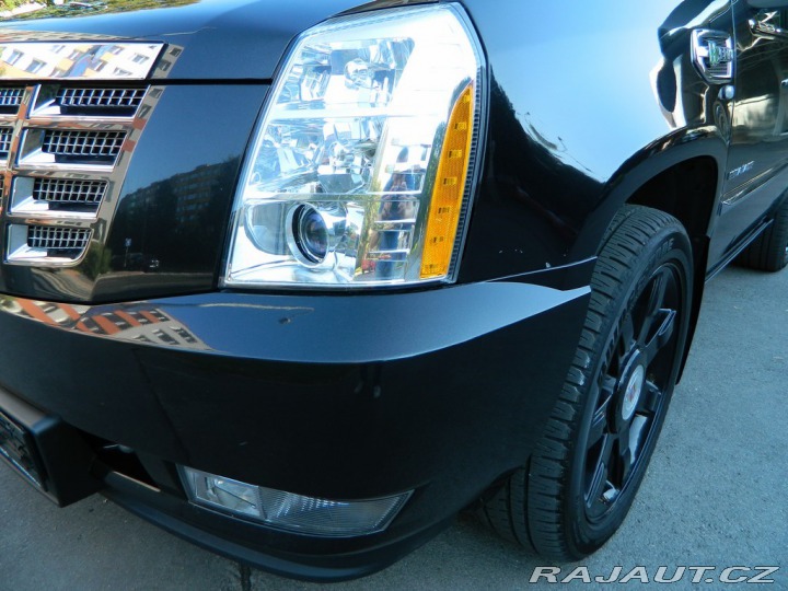 Cadillac Escalade HYBRID 6.0 V8 248kW 2011