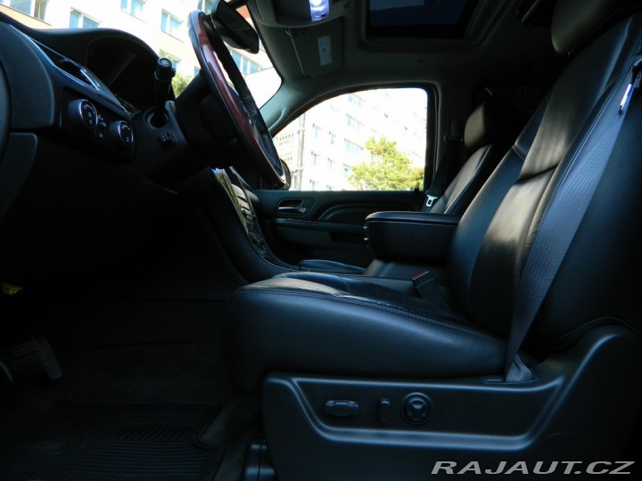 Cadillac Escalade HYBRID 6.0 V8 248kW 2011