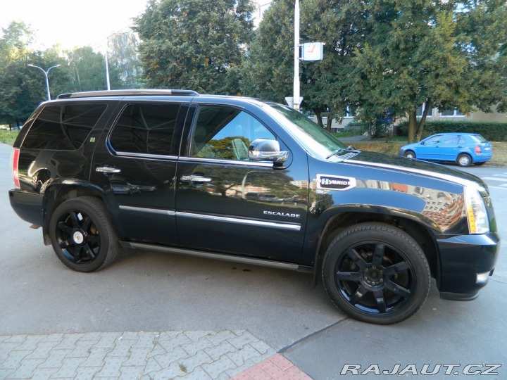 Cadillac Escalade HYBRID 6.0 V8 248kW 2011