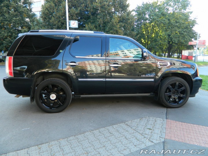 Cadillac Escalade HYBRID 6.0 V8 248kW 2011