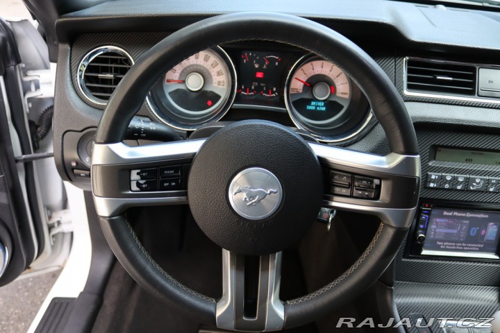 Ford Mustang GT COUPE 5.0 V8 307kW MAN 2011