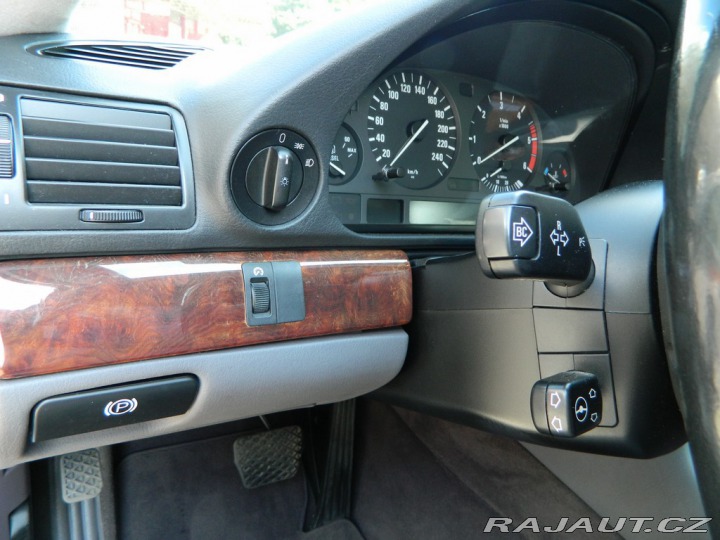 BMW 7 730D E38 142kW 2000