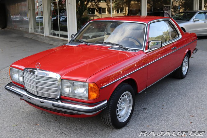 Mercedes-Benz 123 230CE KUPÉ AUTOMAT 100kW 1981