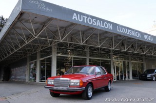 Mercedes-Benz 123 230CE KUPÉ AUTOMAT 100kW 1981