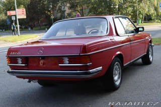 Mercedes-Benz 123 230CE KUPÉ AUTOMAT 100kW 1981
