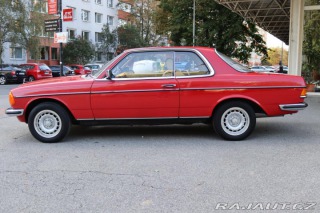 Mercedes-Benz 123 230CE KUPÉ AUTOMAT 100kW 1981
