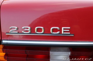 Mercedes-Benz 123 230CE KUPÉ AUTOMAT 100kW 1981