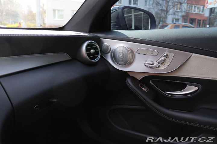 Mercedes-Benz C AMG C63 S COUPE 4.0 V8 BI 2019