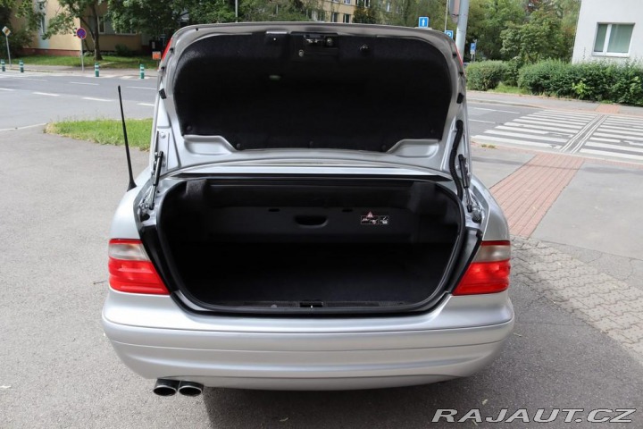 Mercedes-Benz CLK 55 AMG V8 CABRIO 255kW 2002