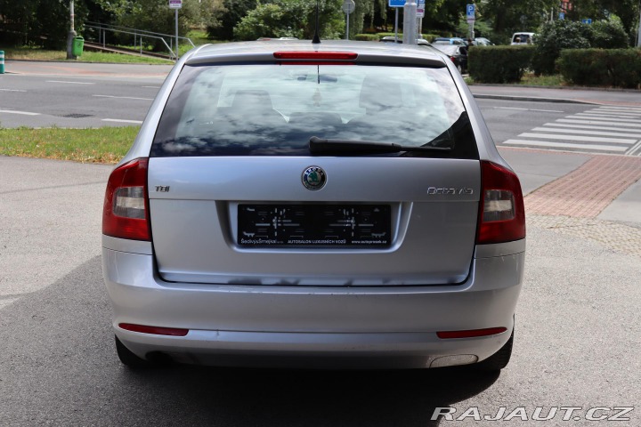 Škoda Octavia COMBI 1.6TDI 77kW DPH 2012