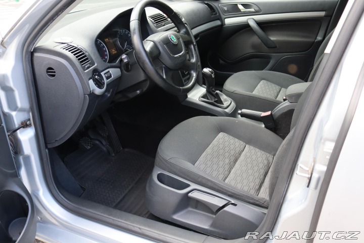 Škoda Octavia COMBI 1.6TDI 77kW DPH 2012