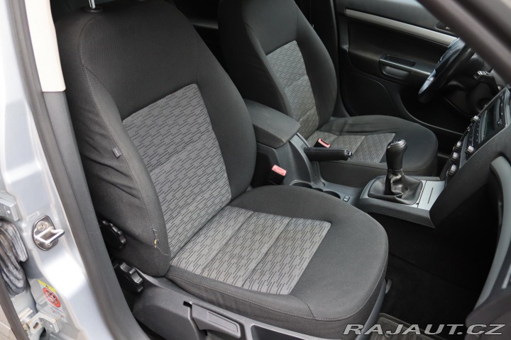 Škoda Octavia COMBI 1.6TDI 77kW DPH 2012