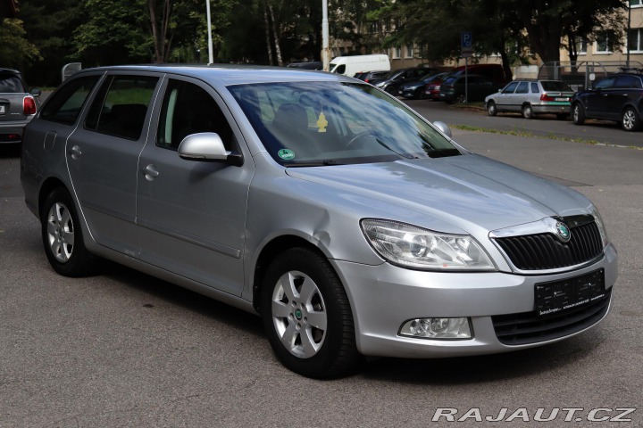 Škoda Octavia COMBI 1.6TDI 77kW DPH 2012