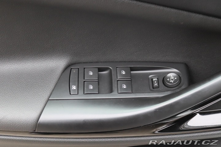 Opel Astra SPORTS TOURER+ 1.2 81kW 2021
