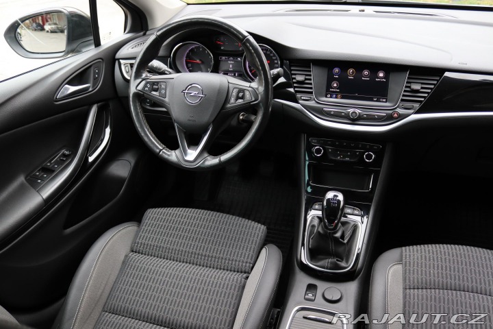 Opel Astra SPORTS TOURER+ 1.2 81kW 2021