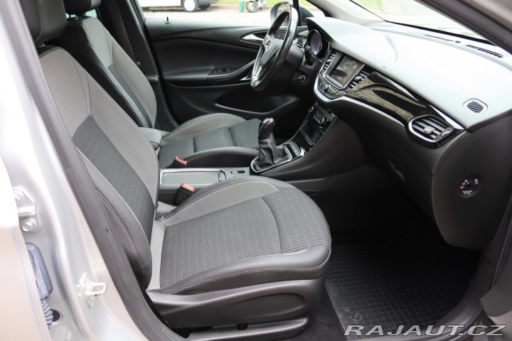 Opel Astra SPORTS TOURER+ 1.2 81kW 2021