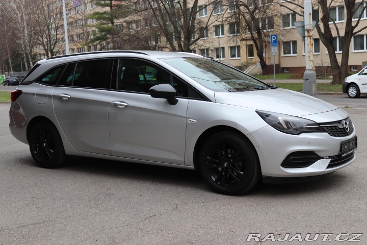 Opel Astra SPORTS TOURER+ 1.2 81kW 2021