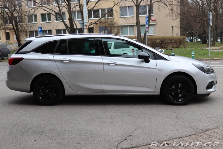 Opel Astra SPORTS TOURER+ 1.2 81kW 2021