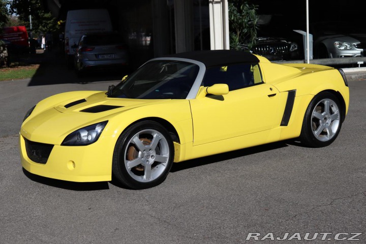 Opel Speedster 2.2 16V 108kW 23 TIS KM Č 2002
