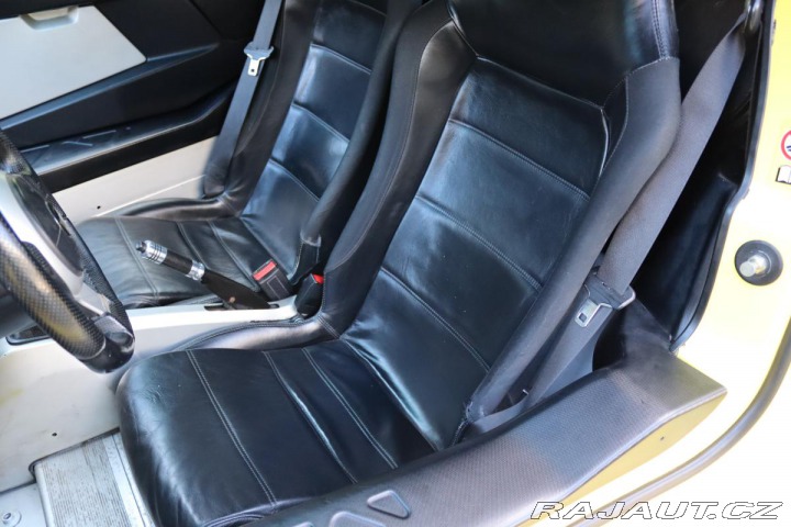 Opel Speedster 2.2 16V 108kW 23 TIS KM Č 2002
