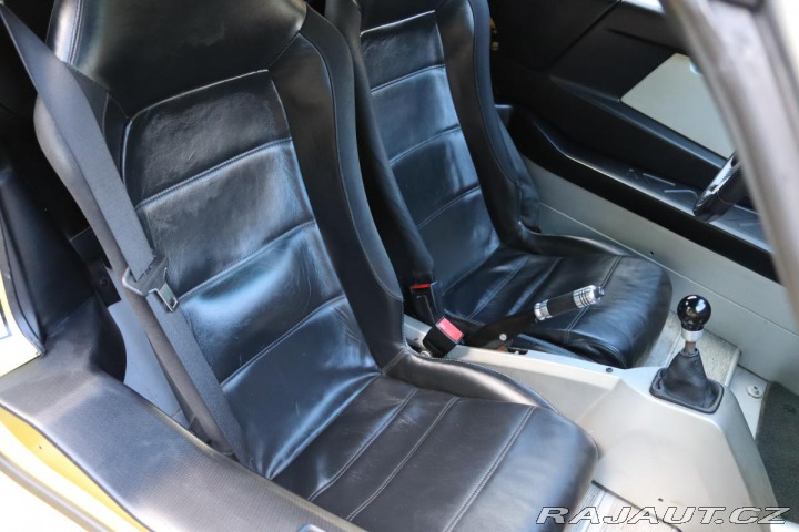 Opel Speedster 2.2 16V 108kW 23 TIS KM Č 2002