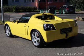 Opel Speedster 2.2 16V 108kW 23 TIS KM Č 2002