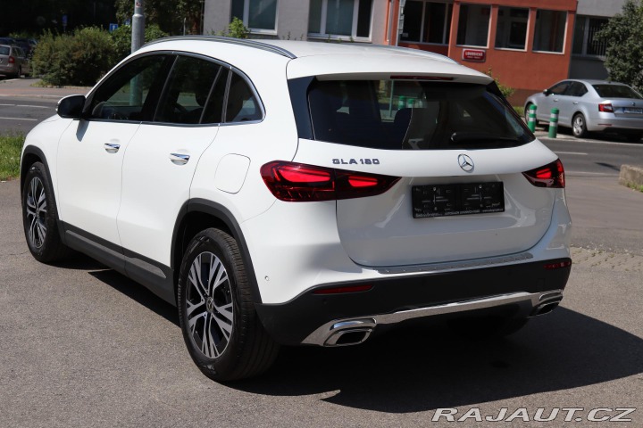 Mercedes-Benz GLA 180 PROGRESSIVE 100kW 2024