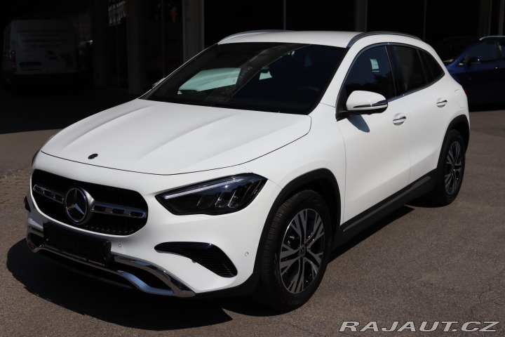 Mercedes-Benz GLA 180 PROGRESSIVE 100kW 2024