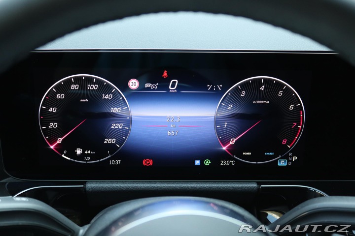 Mercedes-Benz GLA 180 PROGRESSIVE 100kW 2024