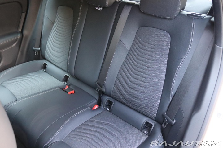 Mercedes-Benz GLA 180 PROGRESSIVE 100kW 2024