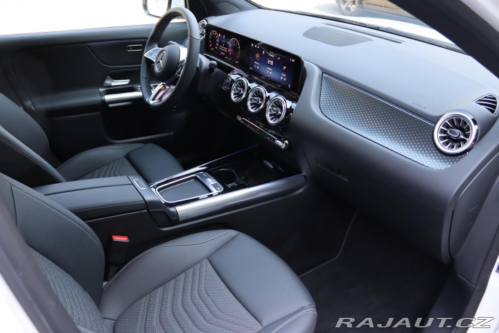 Mercedes-Benz GLA 180 PROGRESSIVE 100kW 2024