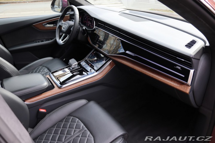 Audi Q8 50TDI QUATTRO S-LINE 210k 2020